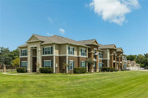 edgewater apartments tulsa.